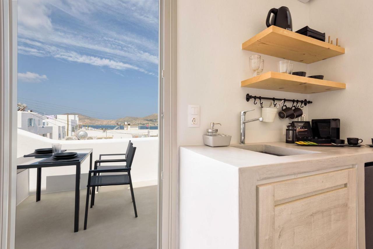 Peven Suites Naoussa Zimmer foto